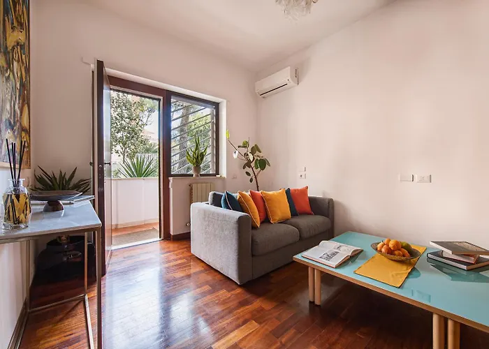 Magnolia, Centro-nord Di - Stadio Olimpico, Foro Italico, Policlinico Gemelli, Cattolica, Musei Vaticani, San Pietro - Parcheggio Gratuito - Servizio Navetta Aeroportuale Su Richiesta Apartamento Roma